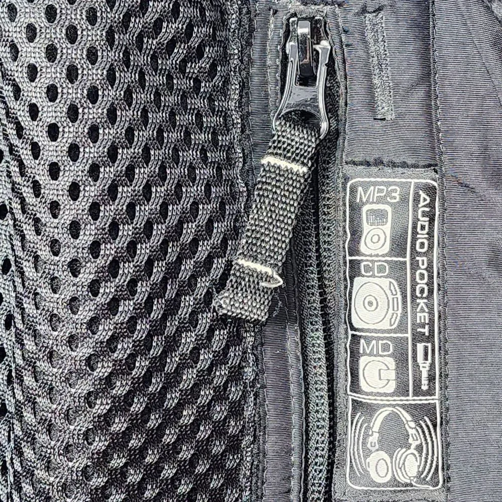 Snozu Youth Ski Jacket‎ Black and Camo Zip Up Pockets Insulated Boys Large 14/16
